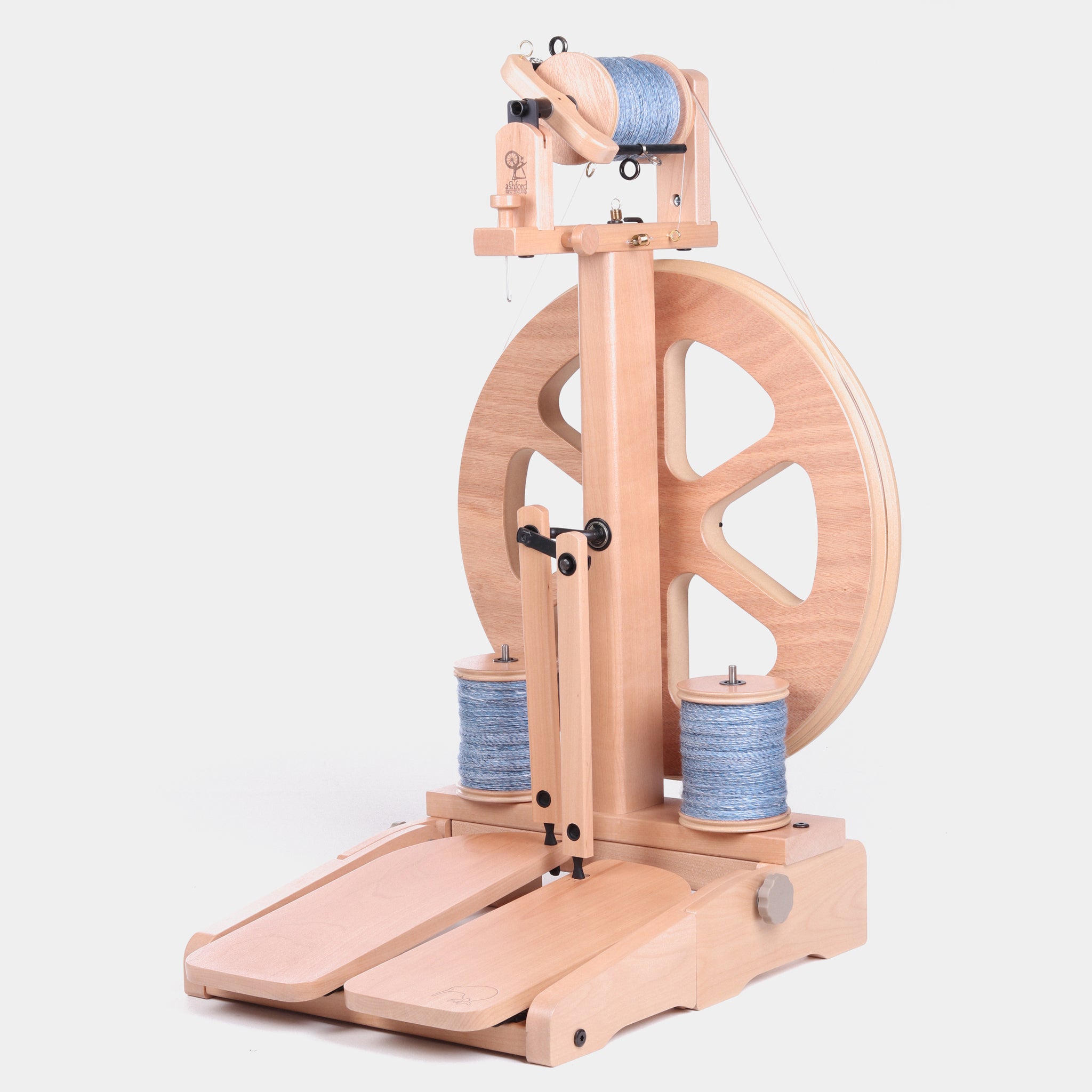Kiwi 3 Spinning Wheel | Wild Hand